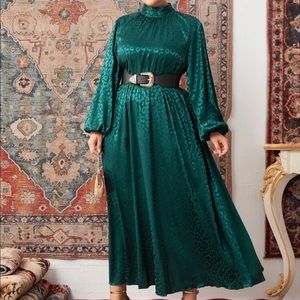 SHEIN Plus Leopard Jacquard Lantern Sleeve Mock Neck Satin Dress With Belt